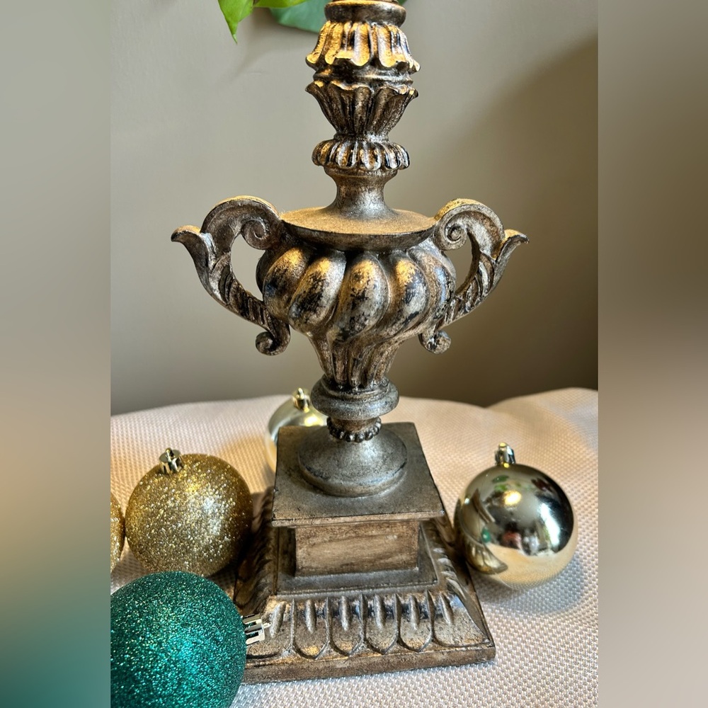 23”h Gold Lamp w/Beaded Shade! - Picture 3 of 4